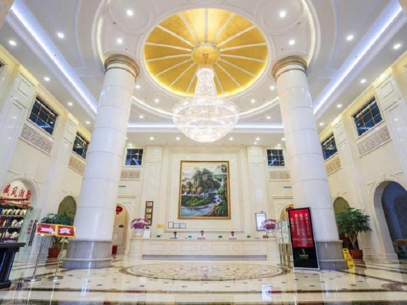 Vienna International Hotel Jieyang People'S Avenue Zewnętrze zdjęcie